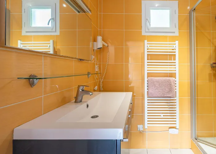 Marennes Apartamento *